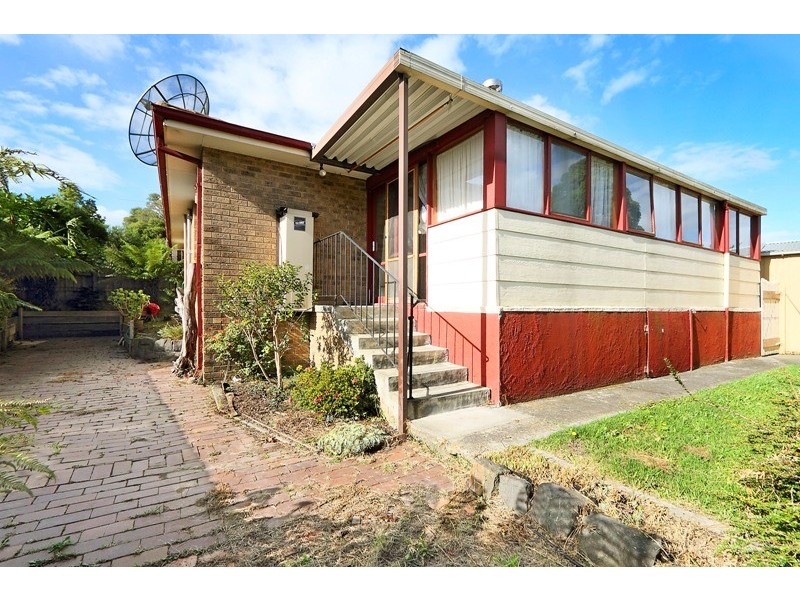 12 Bradley Terrace, Narre Warren VIC 3805