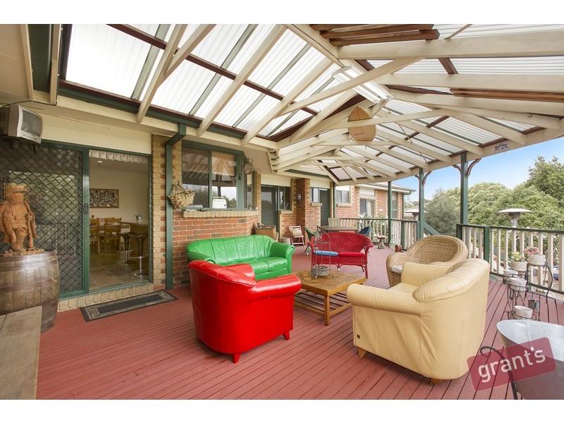 19 Eden Grove, Narre Warren South VIC 3805