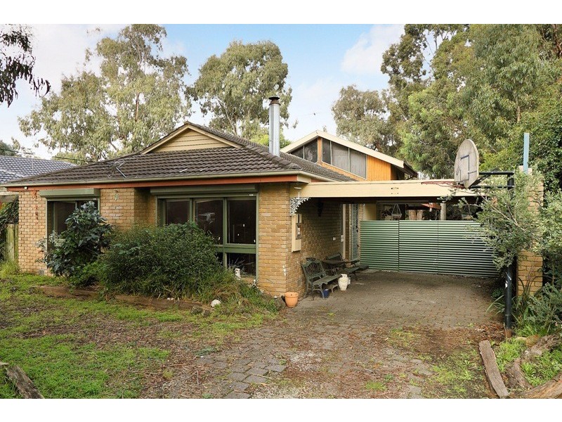 118 Sweeney Drive, Narre Warren VIC 3805