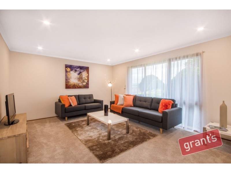 7 Munro Close, Hampton Park VIC 3976