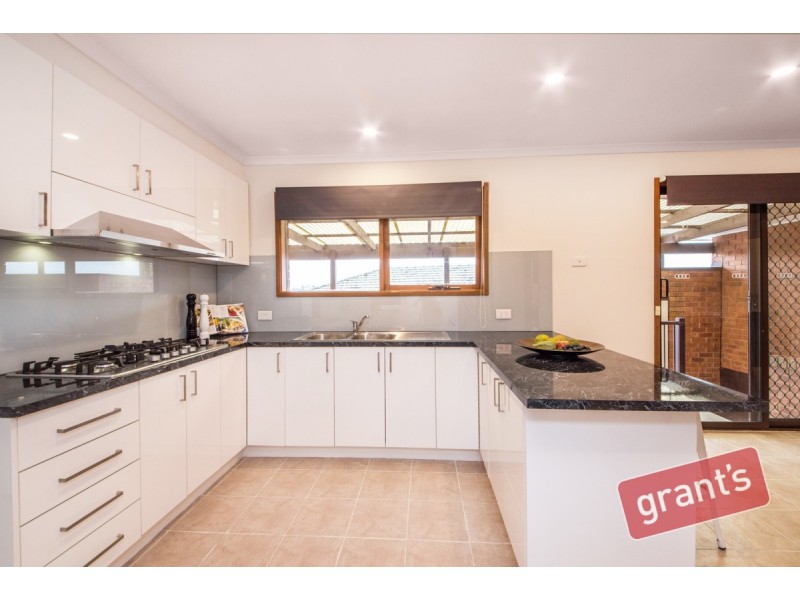 7 Munro Close, Hampton Park VIC 3976