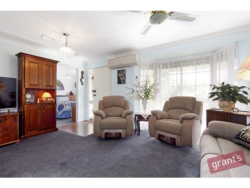 73 Pentland Drive, Narre Warren VIC 3805