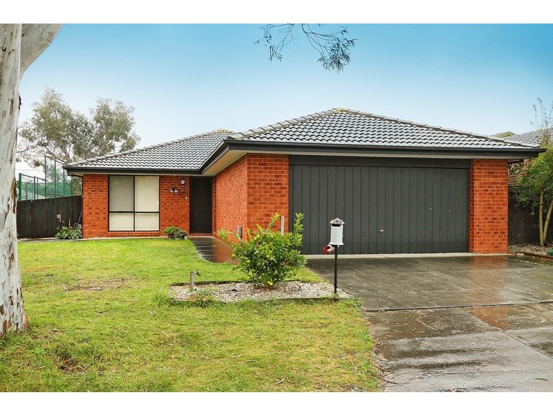 16 Pelican Court, Narre Warren South VIC 3805