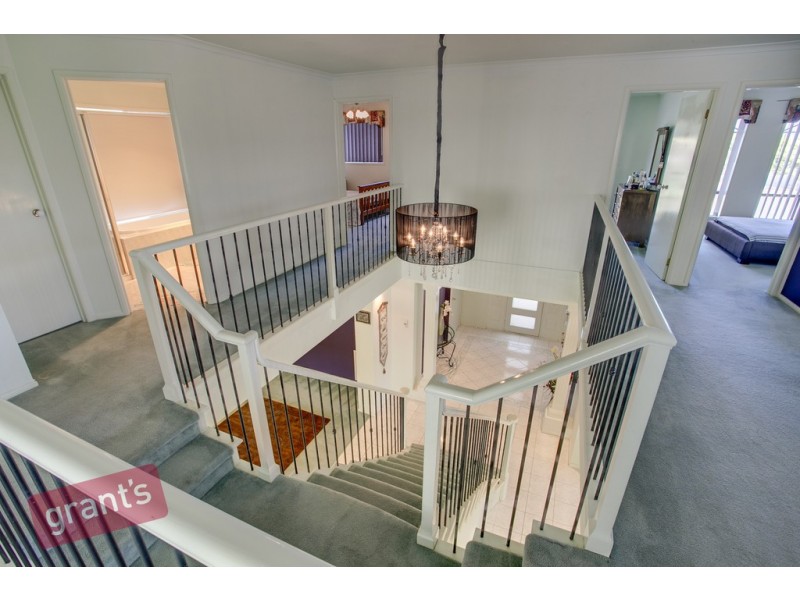 74 Galloway Drive, Narre Warren South VIC 3805