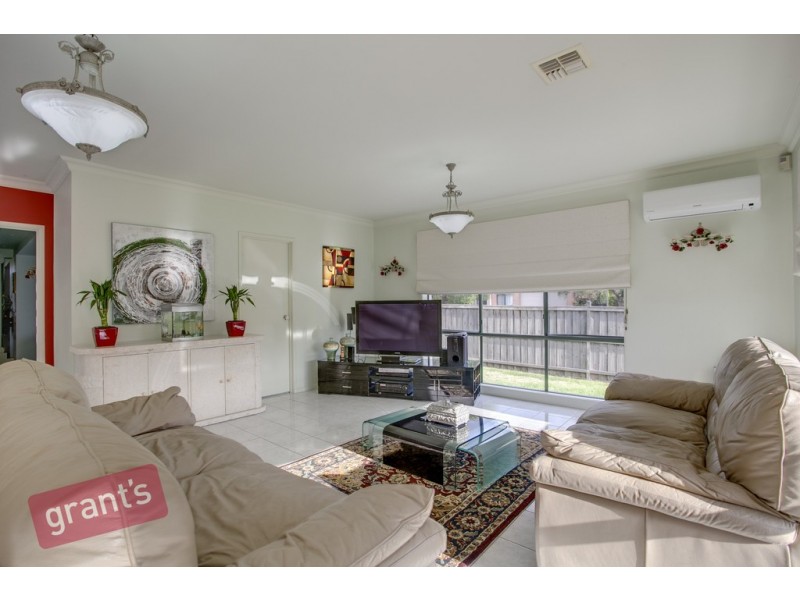 74 Galloway Drive, Narre Warren South VIC 3805