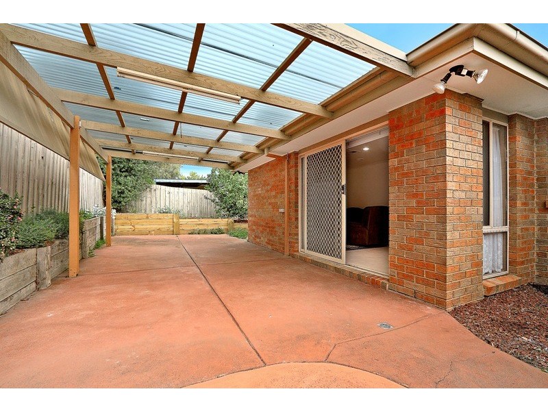 12 Stanton Close, Narre Warren South VIC 3805