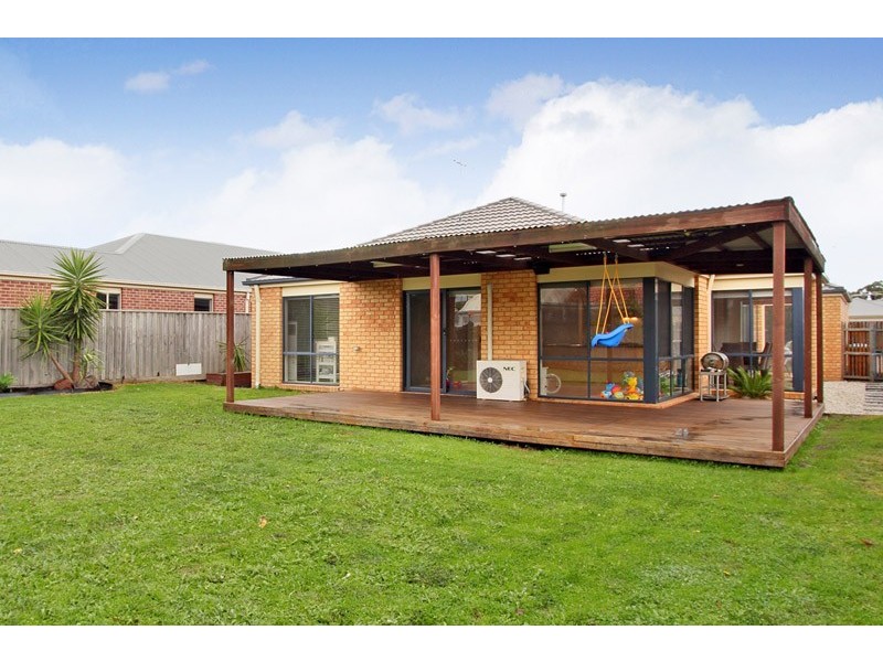 36 Fleet Street, Narre Warren South VIC 3805