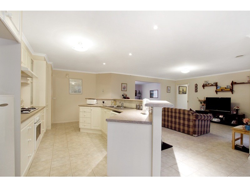 10 Pineview Court, Narre Warren South VIC 3805