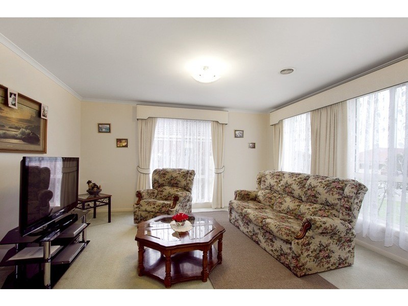10 Pineview Court, Narre Warren South VIC 3805