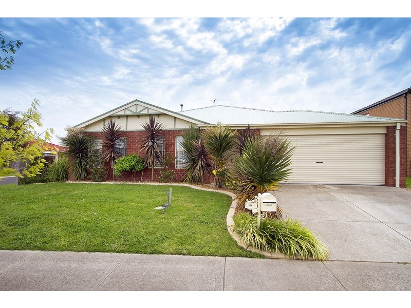 118 Harrington Drive, Narre Warren South VIC 3805