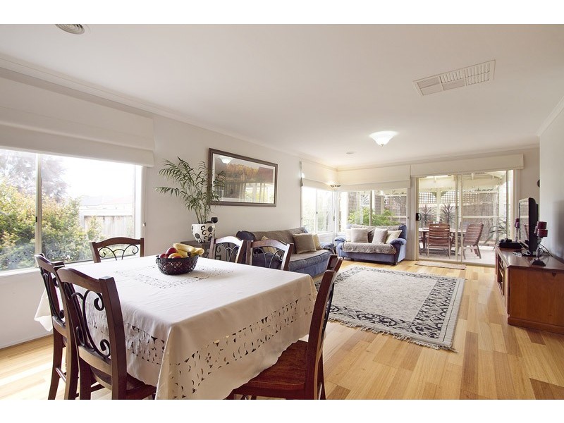 118 Harrington Drive, Narre Warren South VIC 3805