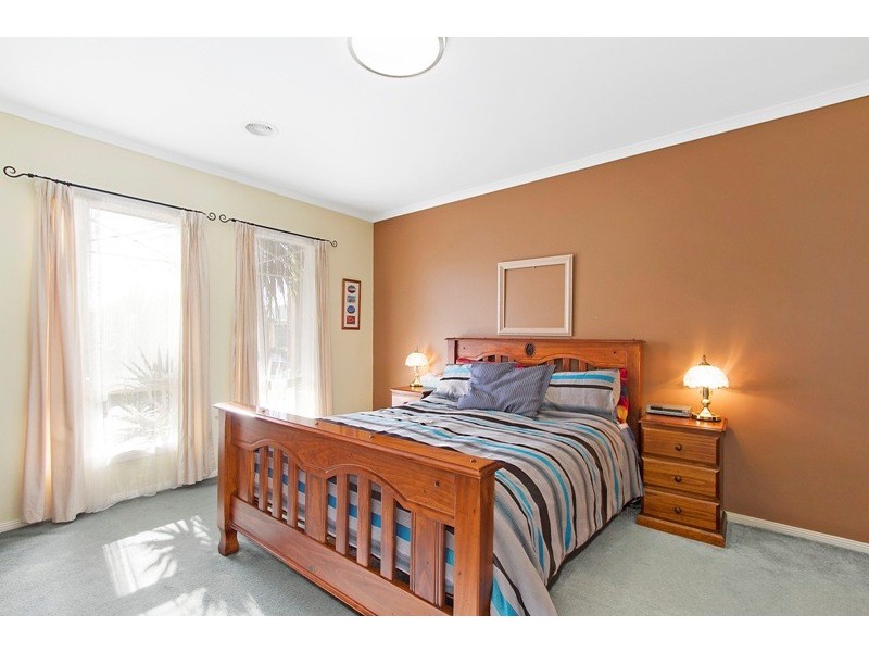 33 Fleet Street, Narre Warren South VIC 3805