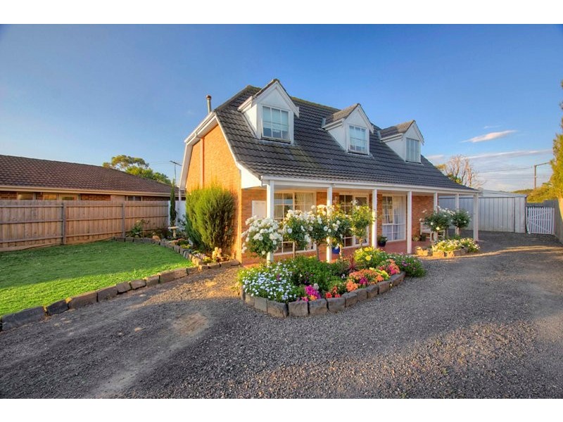 43 Woodlands Crescent, Narre Warren VIC 3805