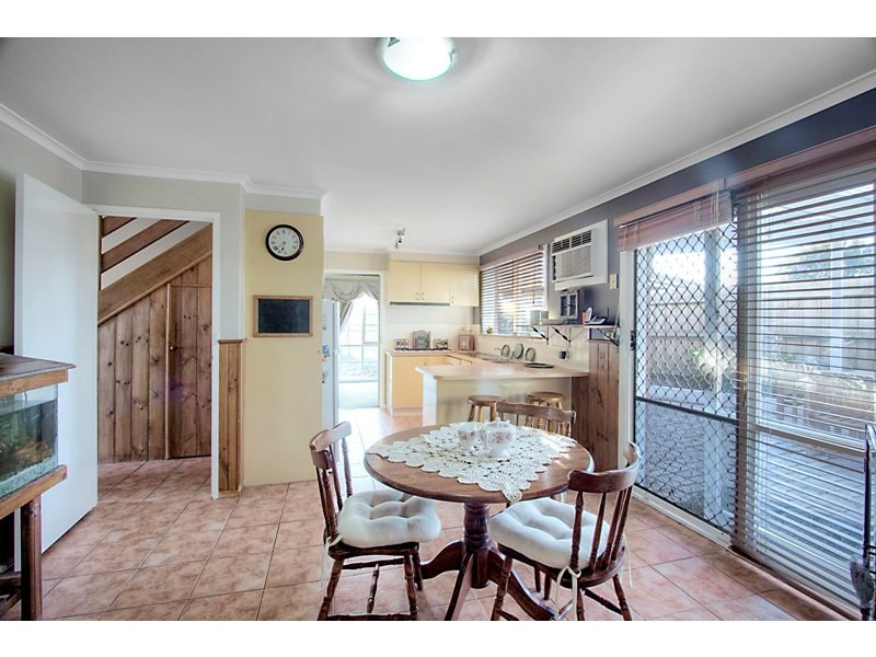 43 Woodlands Crescent, Narre Warren VIC 3805