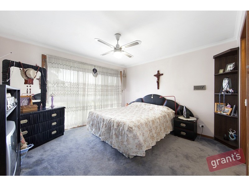 16 Springfield Drive, Narre Warren VIC 3805