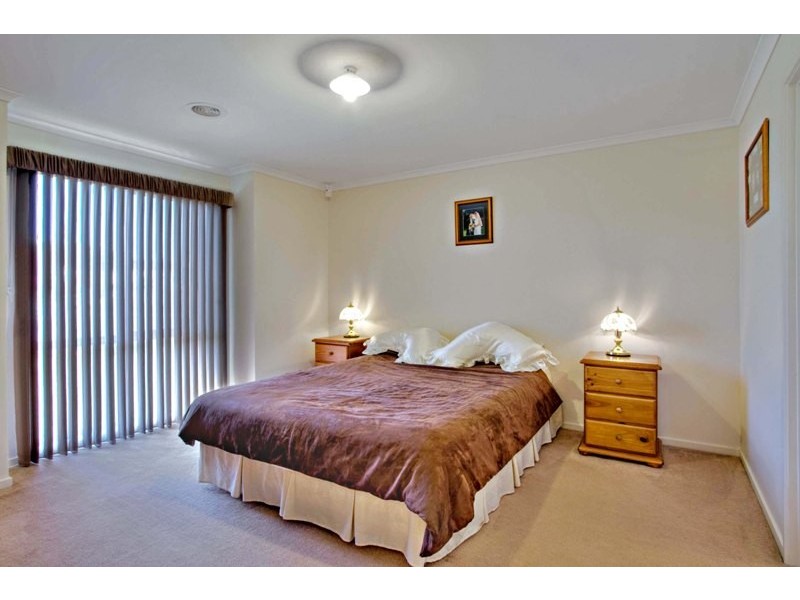 11 Minak Close, Narre Warren South VIC 3805