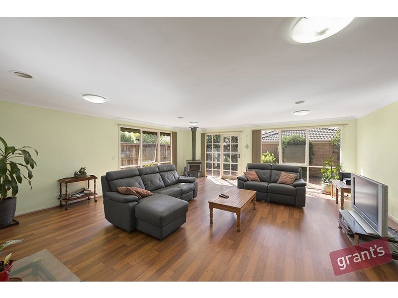 1/69 Darling Way, Narre Warren VIC 3805