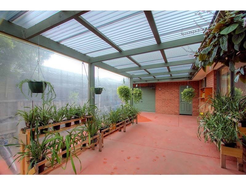 16 Plough Rise, Narre Warren South VIC 3805