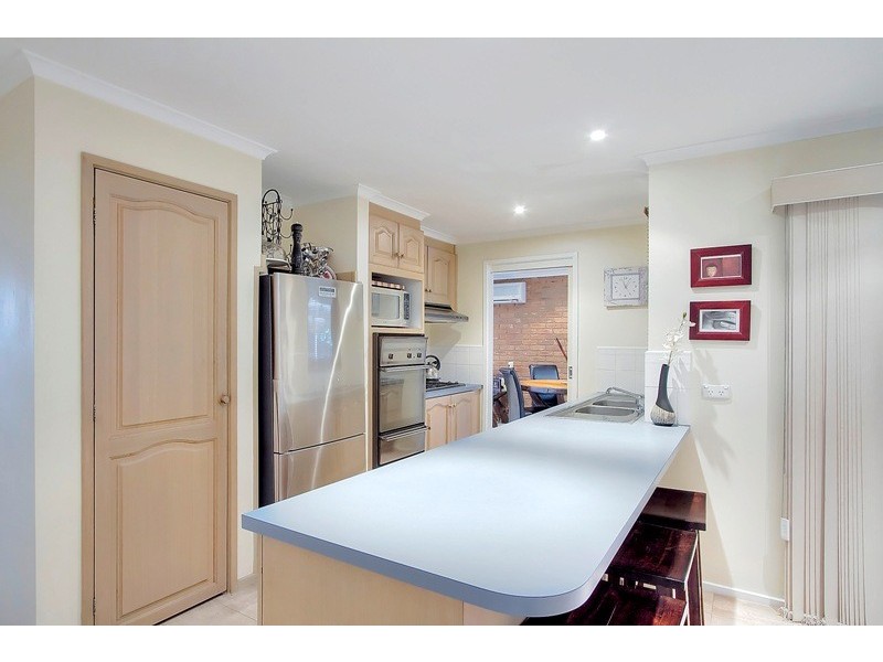 10 Fleetwood Drive, Narre Warren VIC 3805