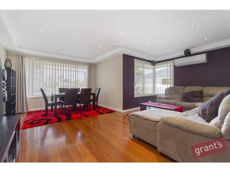 30 Fountain Drive, Narre Warren VIC 3805