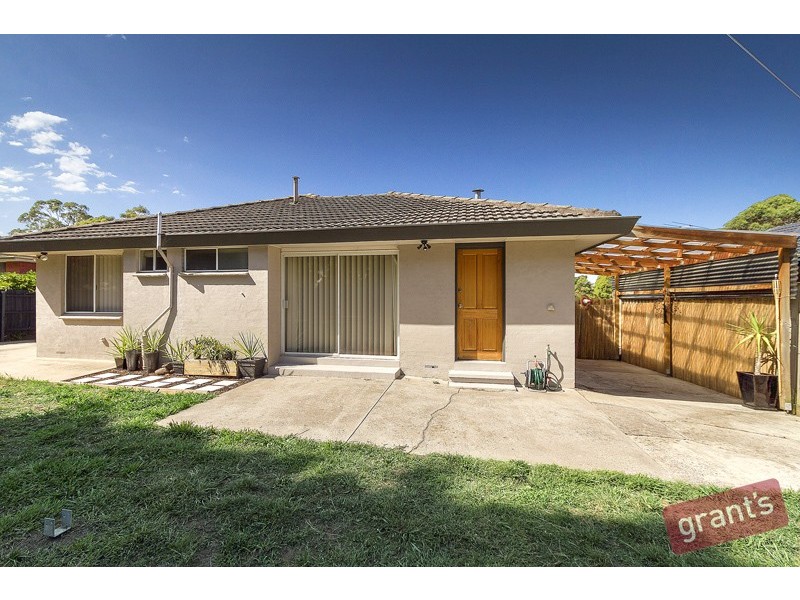 30 Fountain Drive, Narre Warren VIC 3805