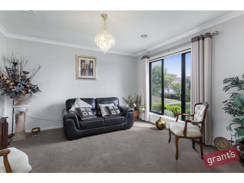 2 Mornmoot Court, Hallam VIC 3803