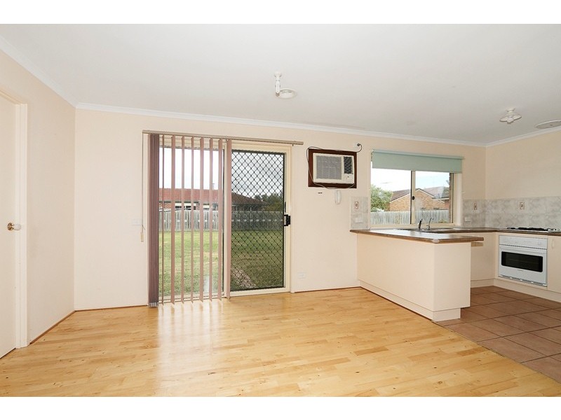 37 Sneddon Drive, Narre Warren South VIC 3805