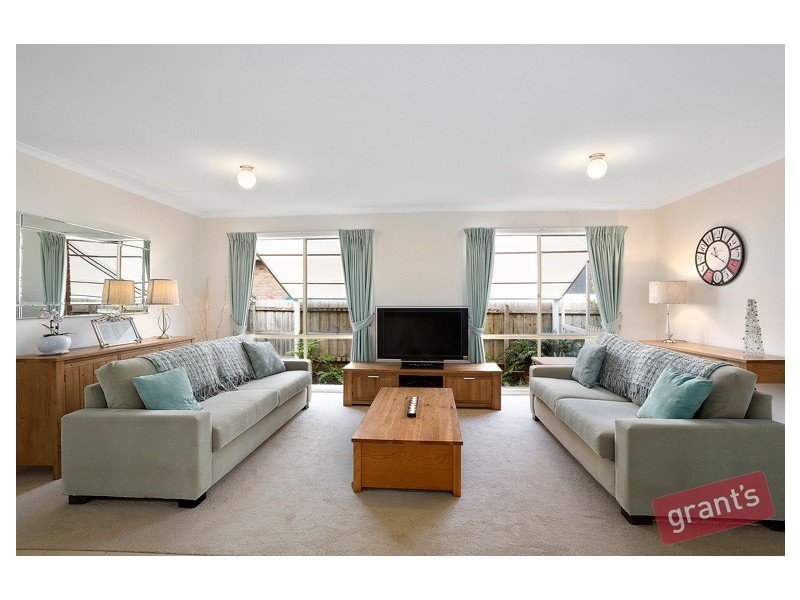 57 Kendall Drive, Narre Warren VIC 3805