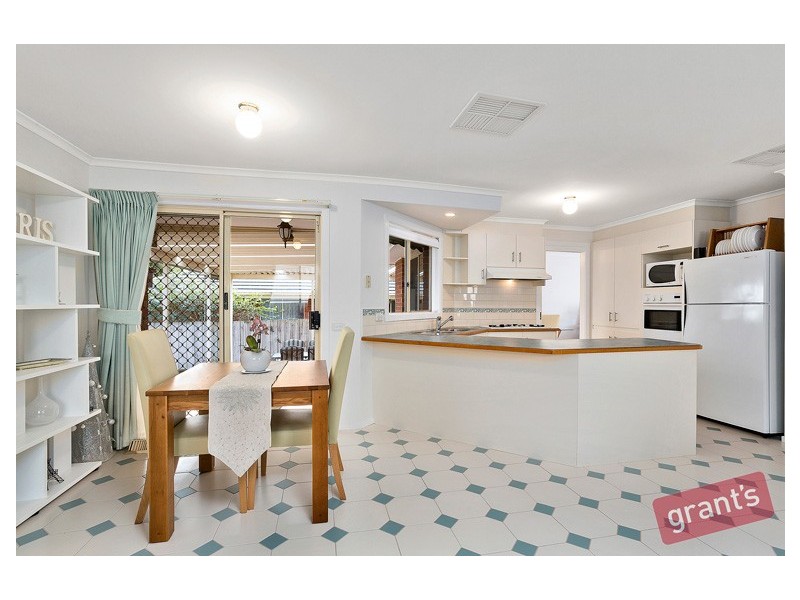 57 Kendall Drive, Narre Warren VIC 3805