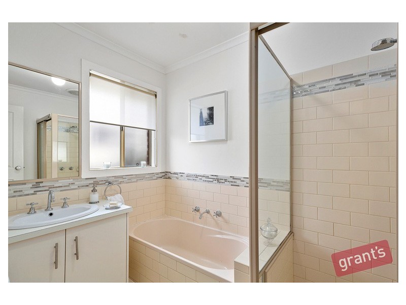 57 Kendall Drive, Narre Warren VIC 3805