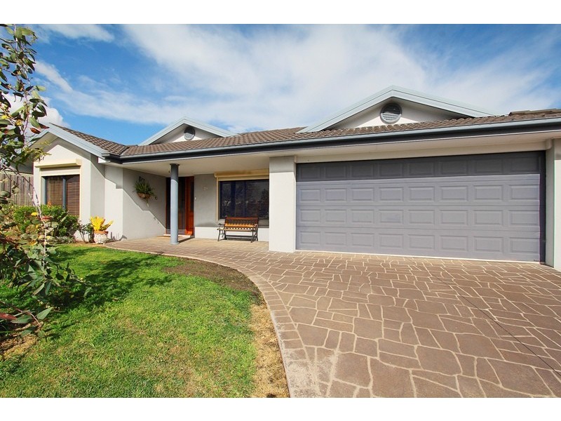 21 Sugar Gum Court, Narre Warren South VIC 3805