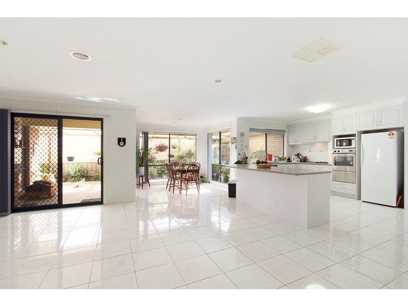 21 Sugar Gum Court, Narre Warren South VIC 3805