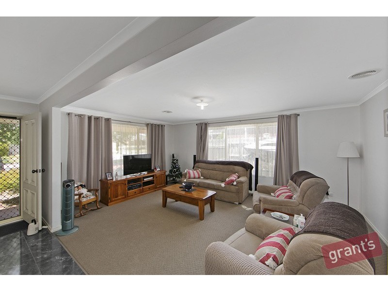 128 Harold Keys Drive, Narre Warren South VIC 3805