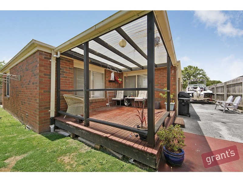 128 Harold Keys Drive, Narre Warren South VIC 3805