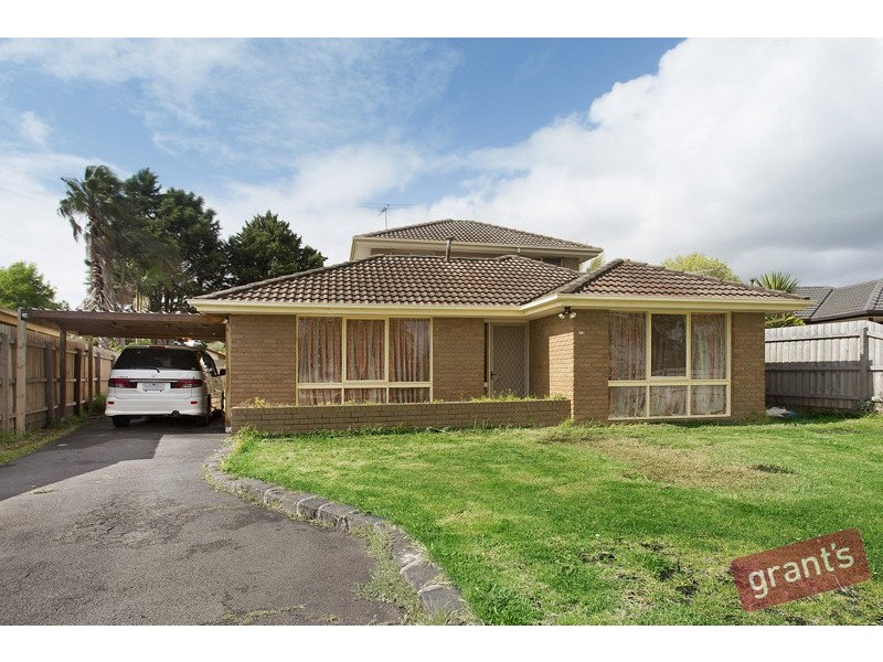 33 Greenacre Crescent, Narre Warren VIC 3805