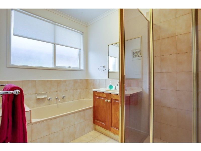 19 Debanne Court, Narre Warren VIC 3805