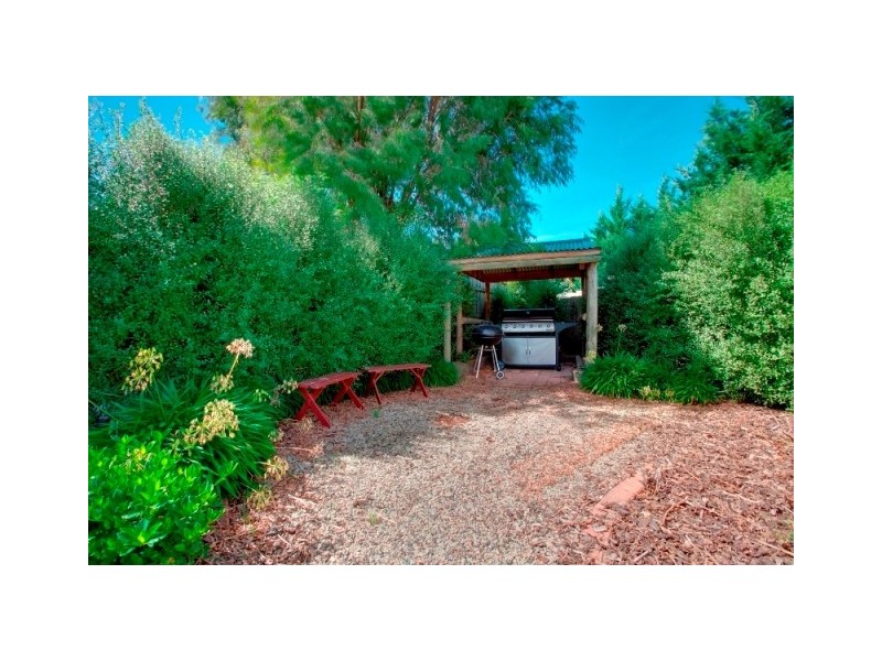 19 Debanne Court, Narre Warren VIC 3805