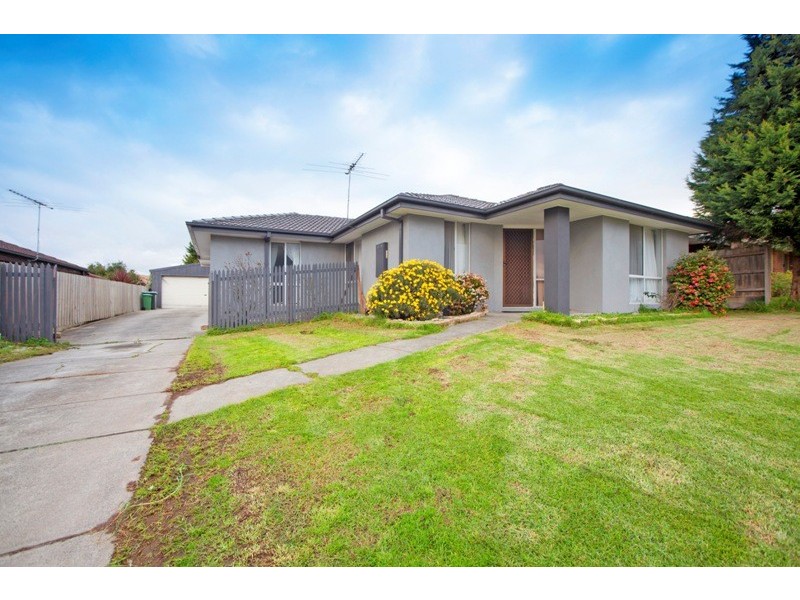 61 Nettle Drive, Hallam VIC 3803