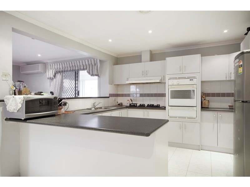 61 Nettle Drive, Hallam VIC 3803