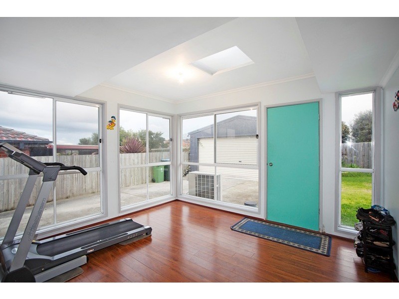 61 Nettle Drive, Hallam VIC 3803