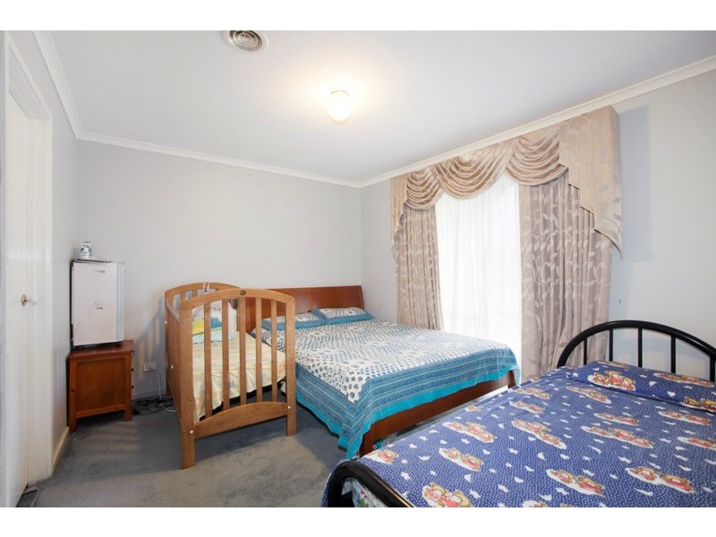 61 Nettle Drive, Hallam VIC 3803