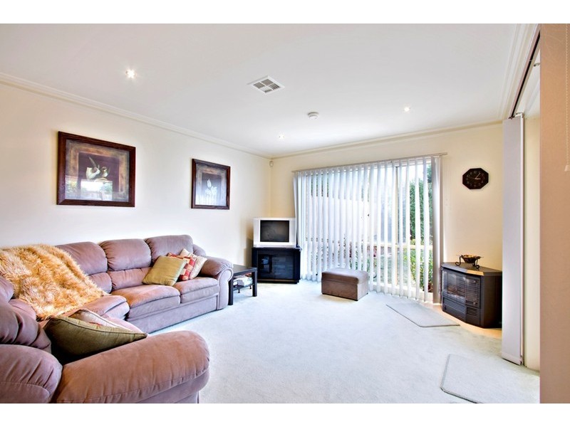 12 Tegans Close, Hallam VIC 3803