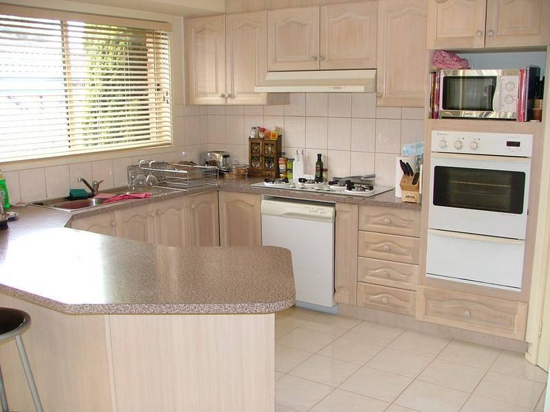 24 Baringa Park Drive, Narre Warren South VIC 3805