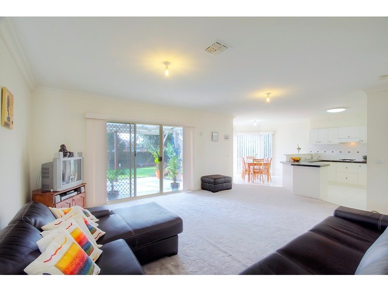 27 President Road, Narre Warren South VIC 3805