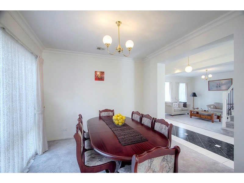 27 President Road, Narre Warren South VIC 3805