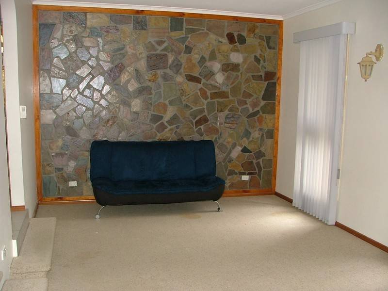 4 Lloyd Avenue, Narre Warren VIC 3805