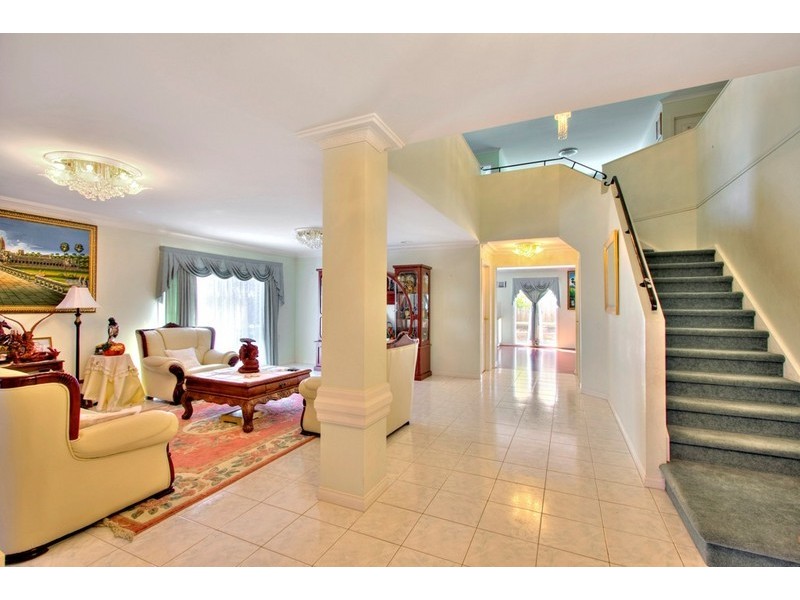 4 Winterton Court, Hallam VIC 3803