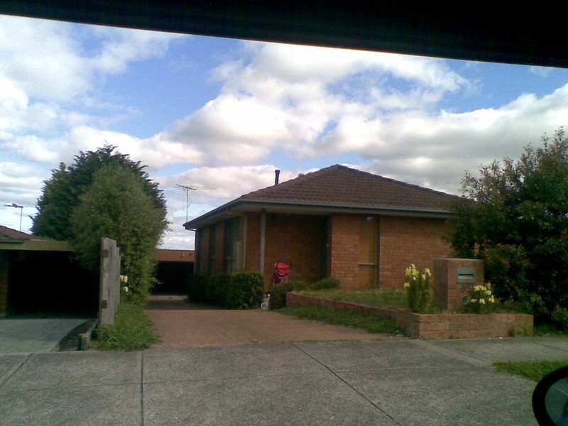 85 Fleetwood Drive, Narre Warren VIC 3805