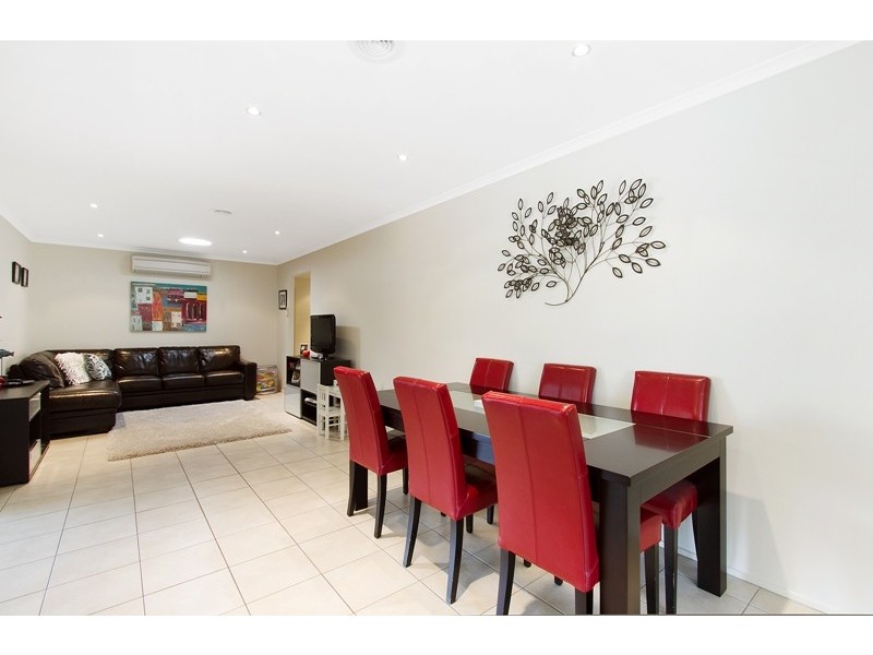 9 Lasiandra Circuit, Narre Warren VIC 3805