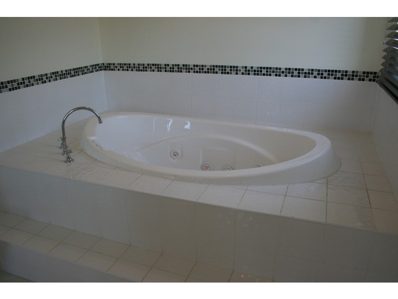 26 Ellen Road, Narre Warren South VIC 3805